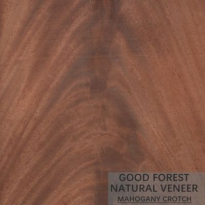 La chapa de madera natural apenas de caoba modificó el grano del corte para requisitos particulares de la corona