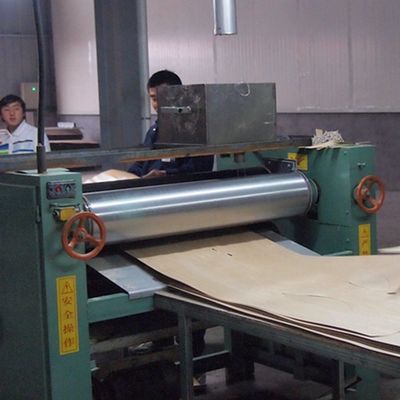 Nuevo diseño de chapa de madera ahumada artificial SW-L739N/L743N, espesor 0,55 mm para la superficie de los muebles