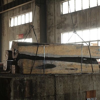 El cuarto natural americano modificado para requisitos particulares de la chapa de madera de roble cortó/grano recto teñido fumó para la decoración del hotel