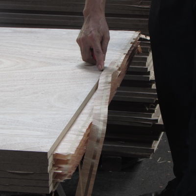 La entrepierna natural de Okoume del panel del hotel que la madera que empalma especial chapea tamaño alargado 2745m m puede ser servicio modificado para requisitos particulares