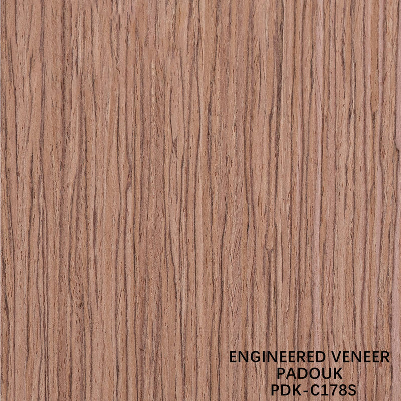 Ingeniería de la madera carilla Padouk recto de grano cortar las Técnicas de corte espesor 0,5 mm para la cara del gabinete