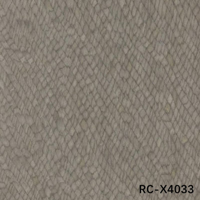 RC-X4033 Veneer de madera de ingeniería Rubik's Cube Grille Texturas Normal tamaño 2500 * 640mm Para puertas interiores