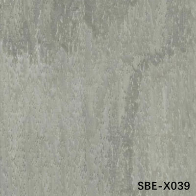 Color gris 0,30 mm de espesor veneer de madera de ingeniería para puertas interiores
